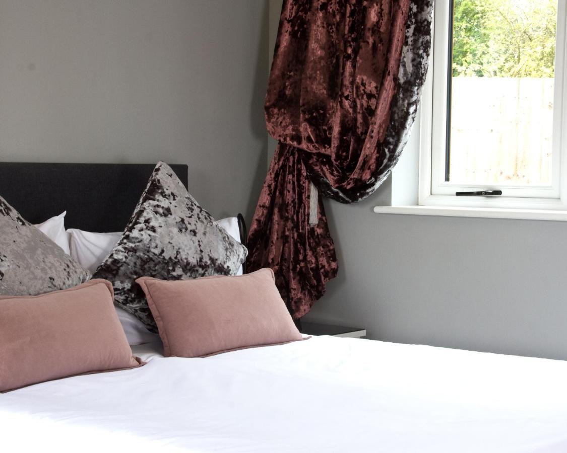 Mystique Barn Apartment Bristol Exterior photo